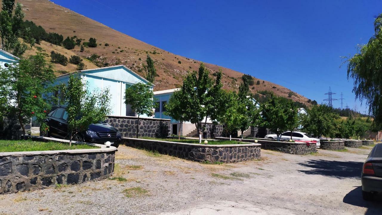 Edem Sevan Exteriér fotografie