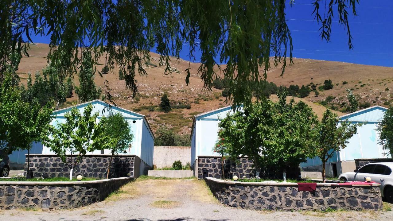 Edem Sevan Exteriér fotografie