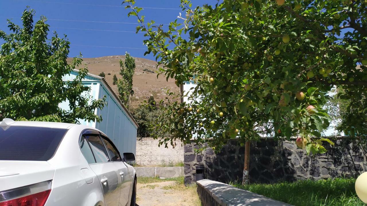 Edem Sevan Exteriér fotografie