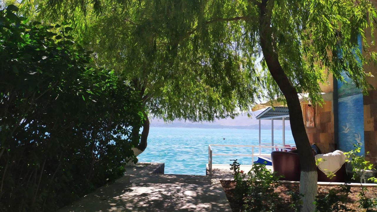 Edem Sevan Exteriér fotografie