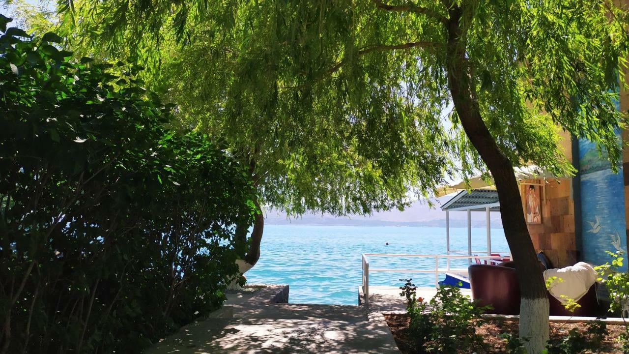 Edem Sevan Exteriér fotografie